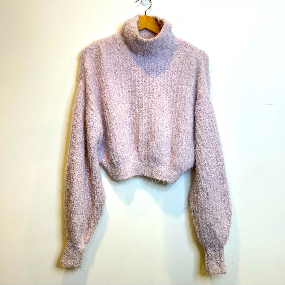H&M Fuzzy Long Sleeve Turtleneck Cropped Sweater Lavender Purple